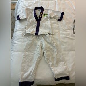 Century Kids Martial Arts Uniform Top & Pants Size 00